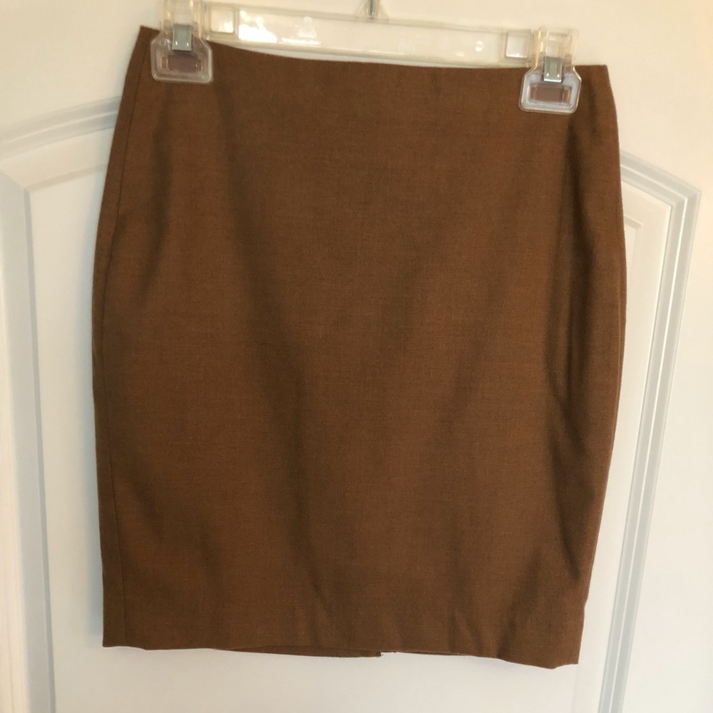 Banana Republic Camel mini skirt